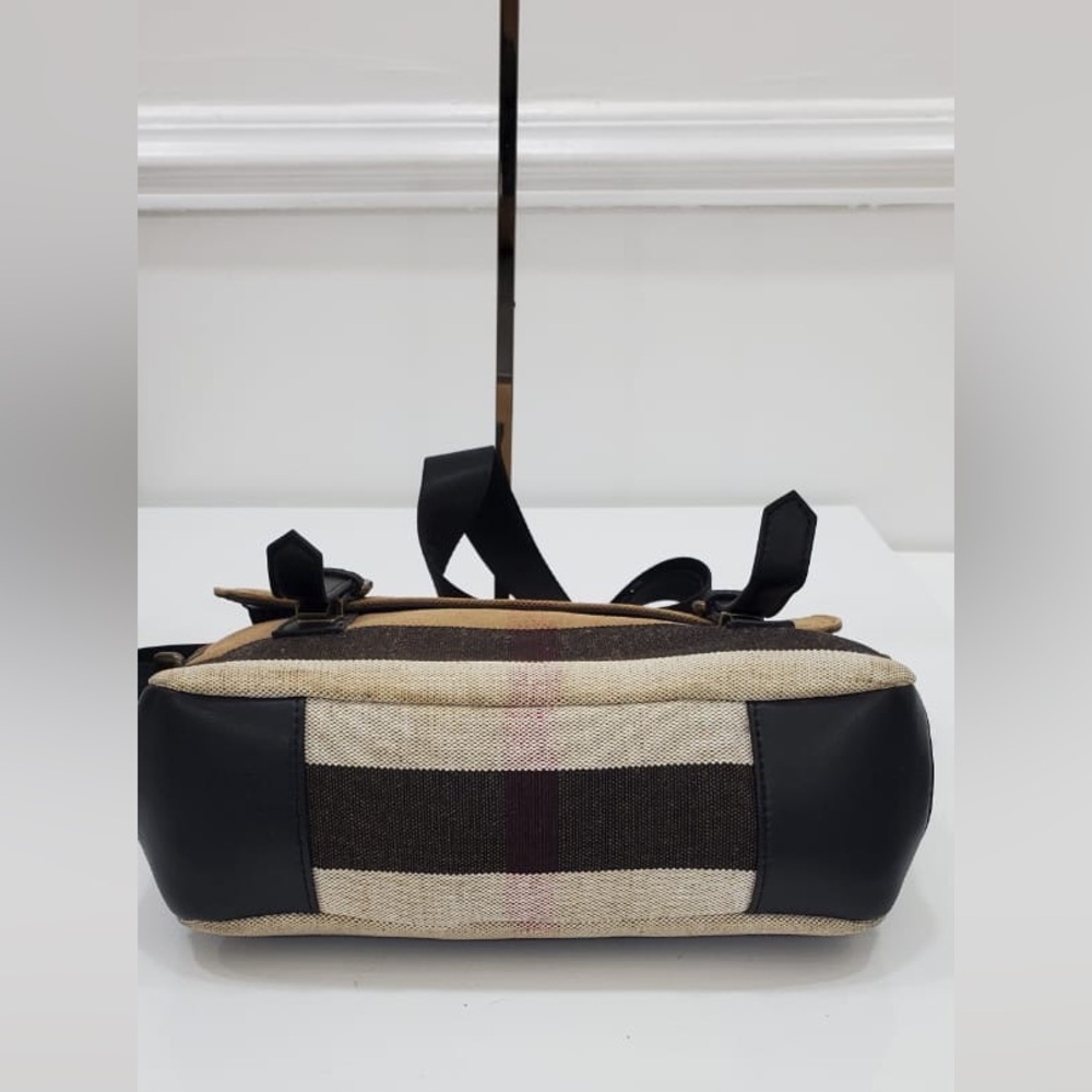 Burberry unisex messenger bag - Picture 5 of 13